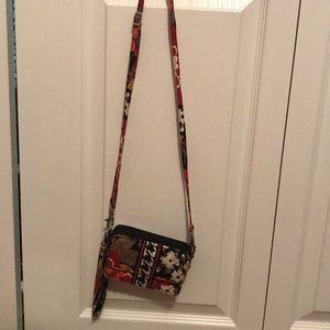 Vera Bradley Side Purse with 3 compartments!